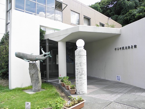 呼子観光物産館1