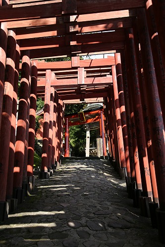 石壁神社9