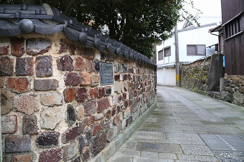 トンバイ塀1
