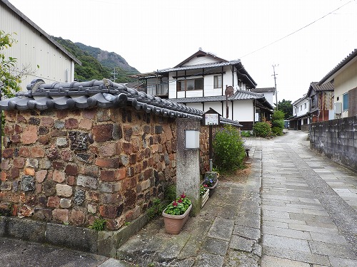 トンバイ塀1